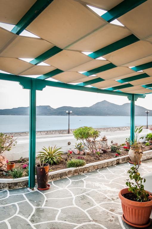Seaside Apartments Адамас Экстерьер фото
