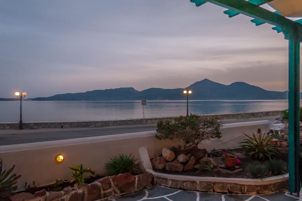 Seaside Apartments Адамас Экстерьер фото